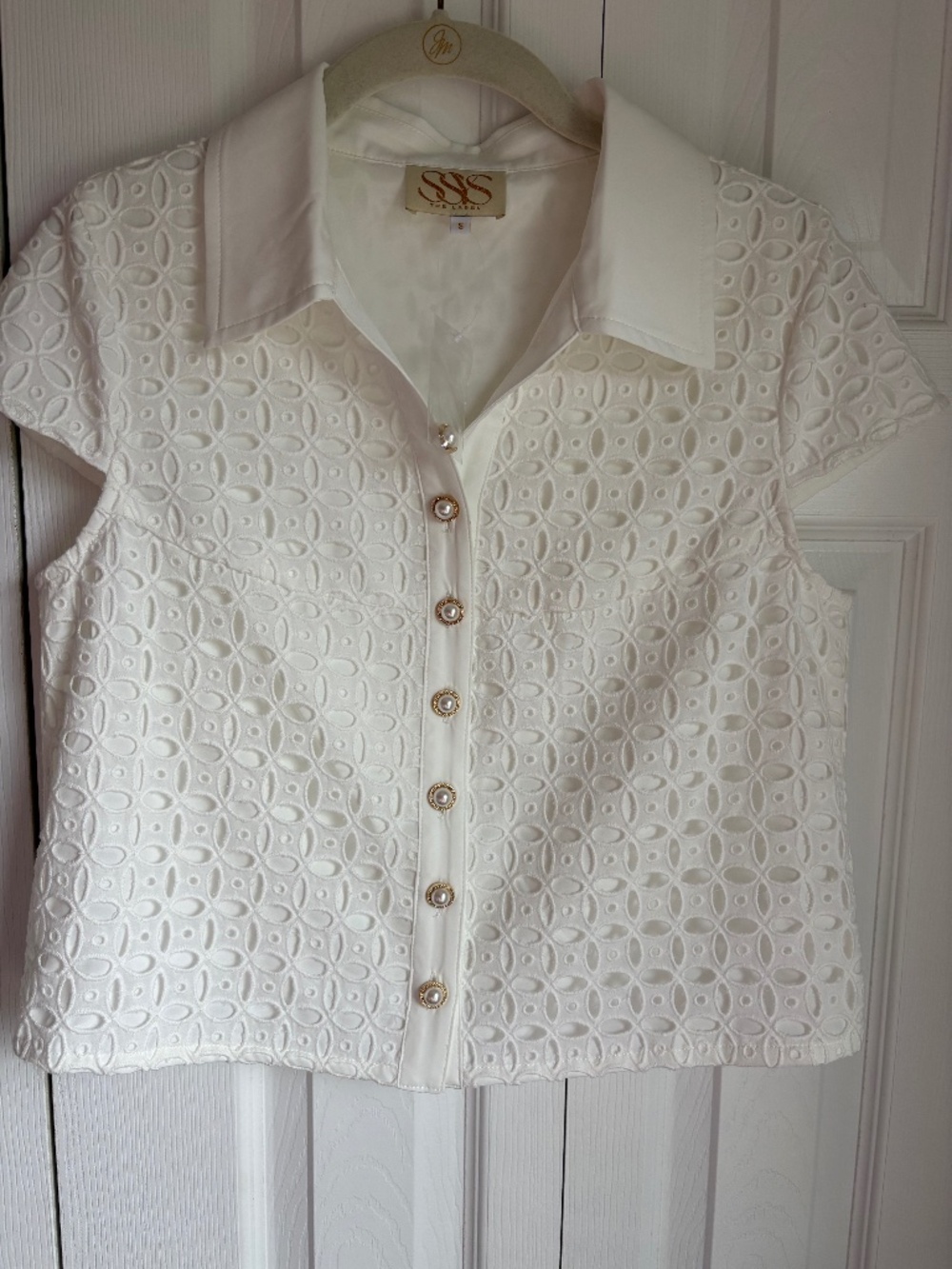 SSYS short sleeve collared eyelet top/ Size S/ New